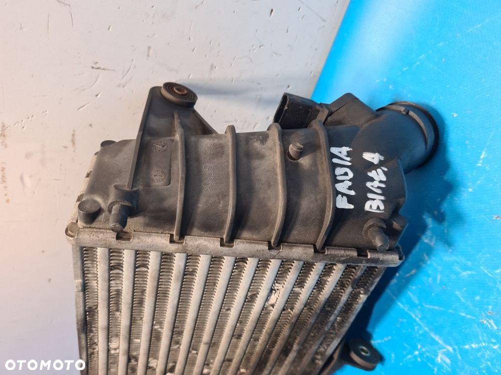 INTERCOOLER  Z CZUJNIKIEM SKODA FABIA 1.4 TDI - 6
