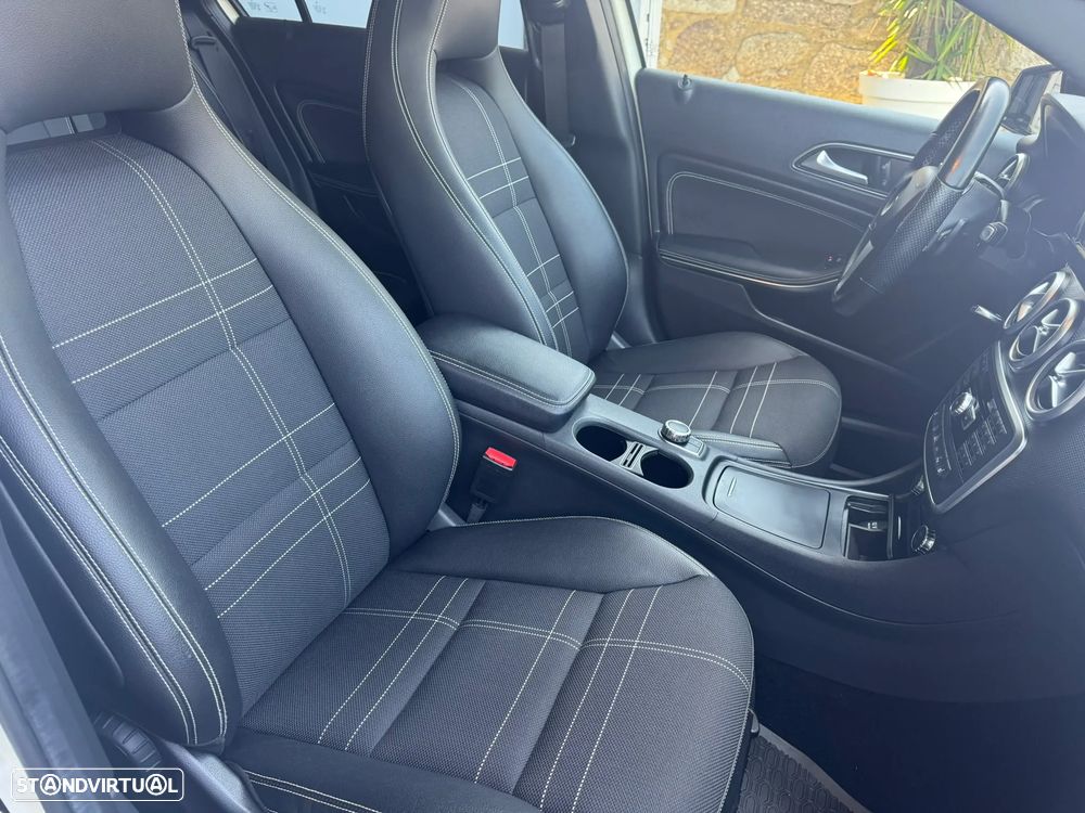 Mercedes-Benz A 200 CDI 7G-DCT Urban - 21