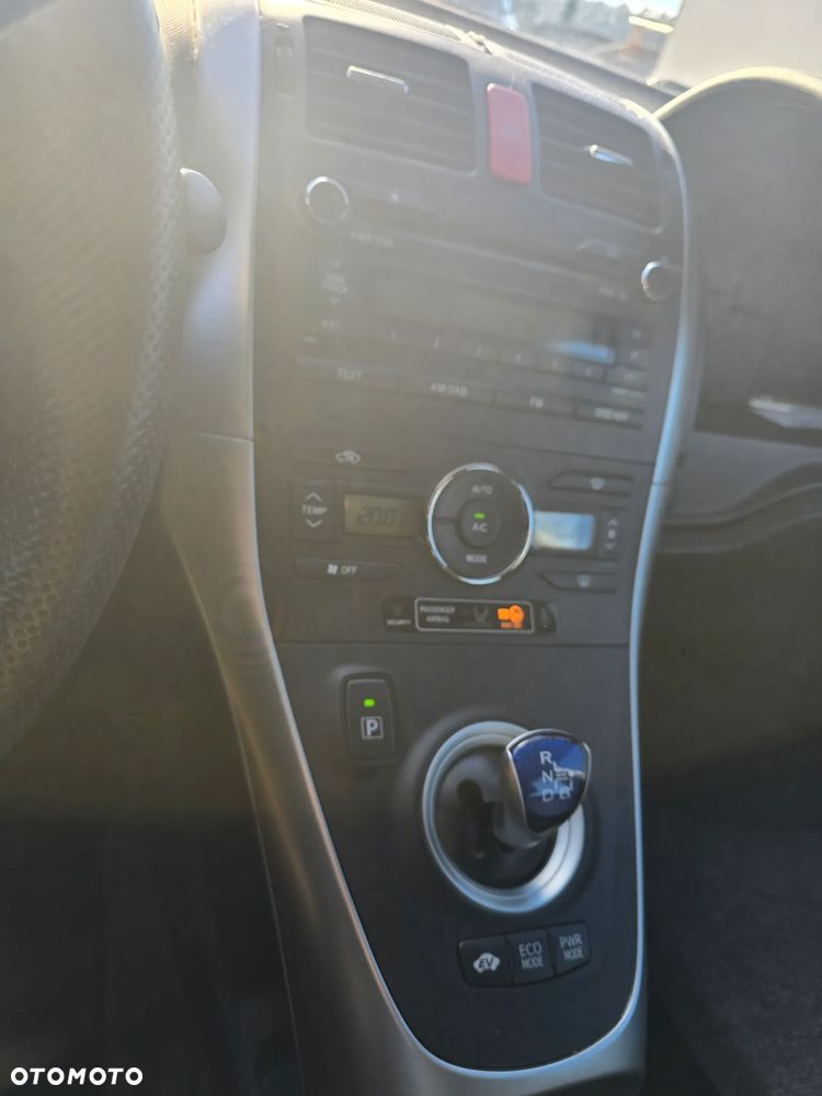 Toyota Auris 1.8 HSD Luna - 7