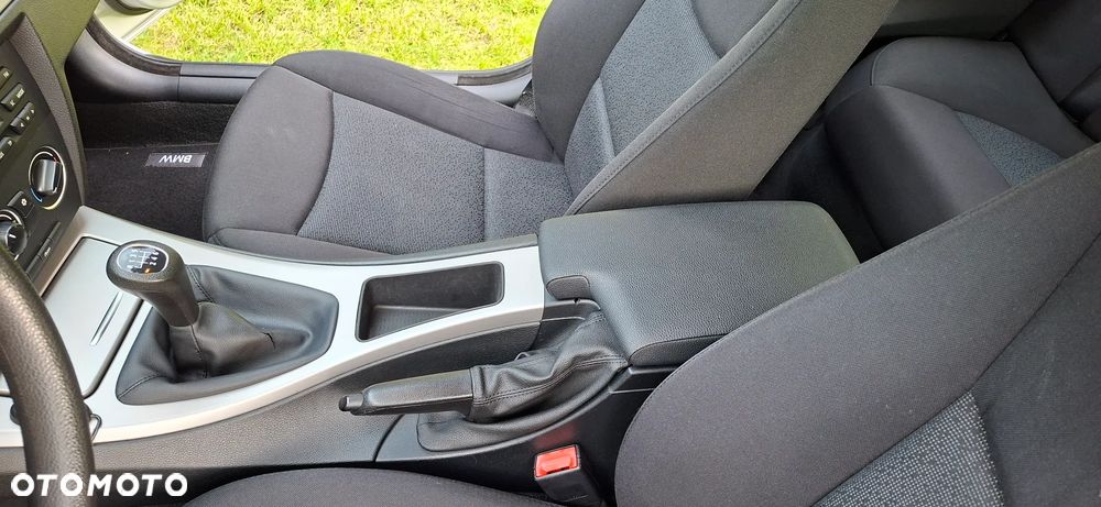 BMW Seria 3 - 22
