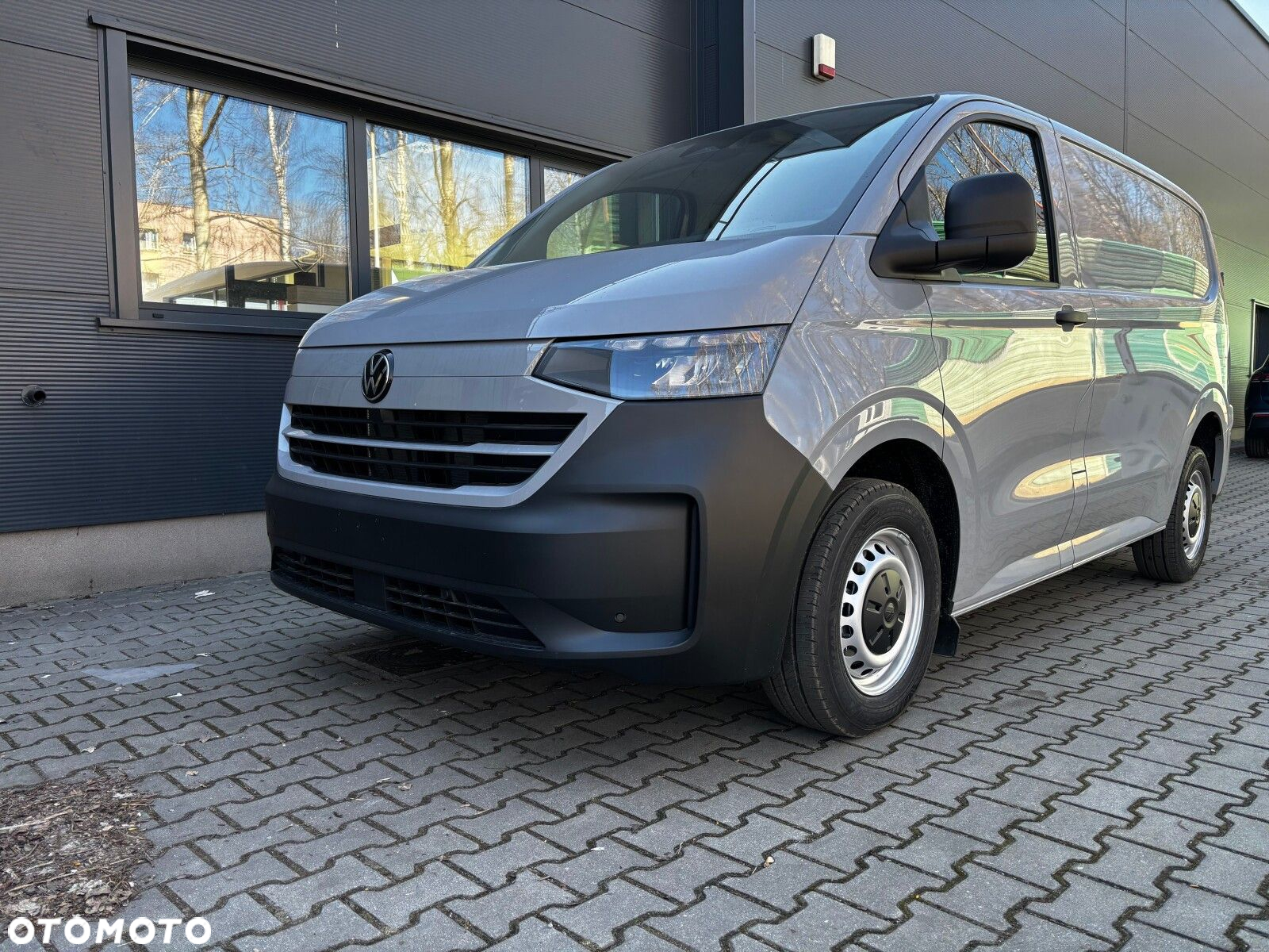 Volkswagen Transporter 2.0 TDI 150 KM 8-b automat. L1 - 24