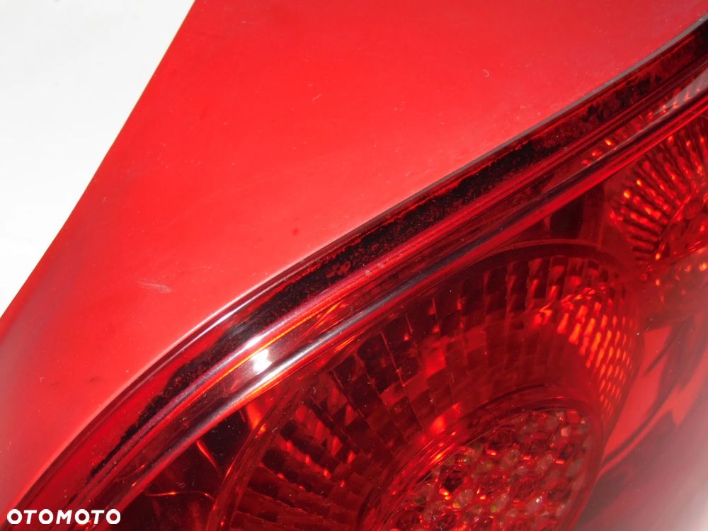 ORYGINAŁ lampa tylna tył prawa Peugeot 307 FL lift HB hatchback 05-07r - 11