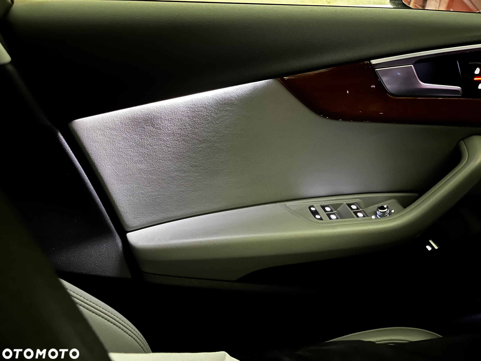 Audi A4 40 TFSI quattro S tronic - 17