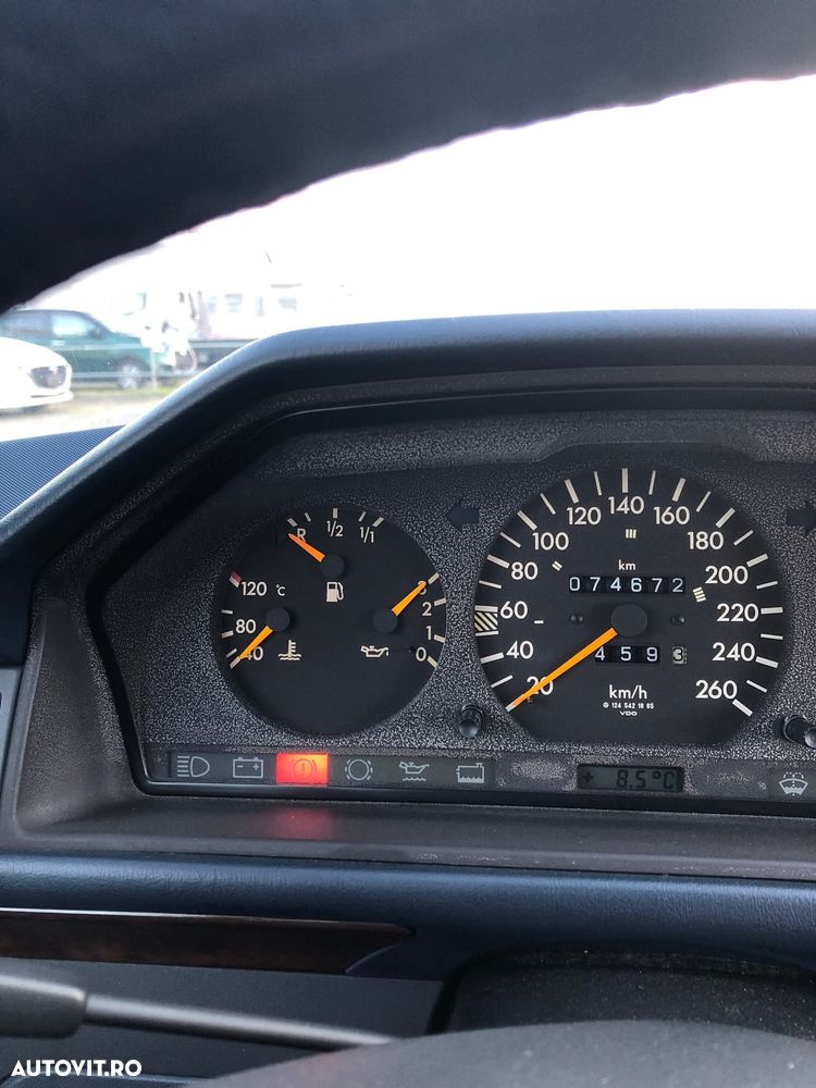 Mercedes-Benz W124 - 25