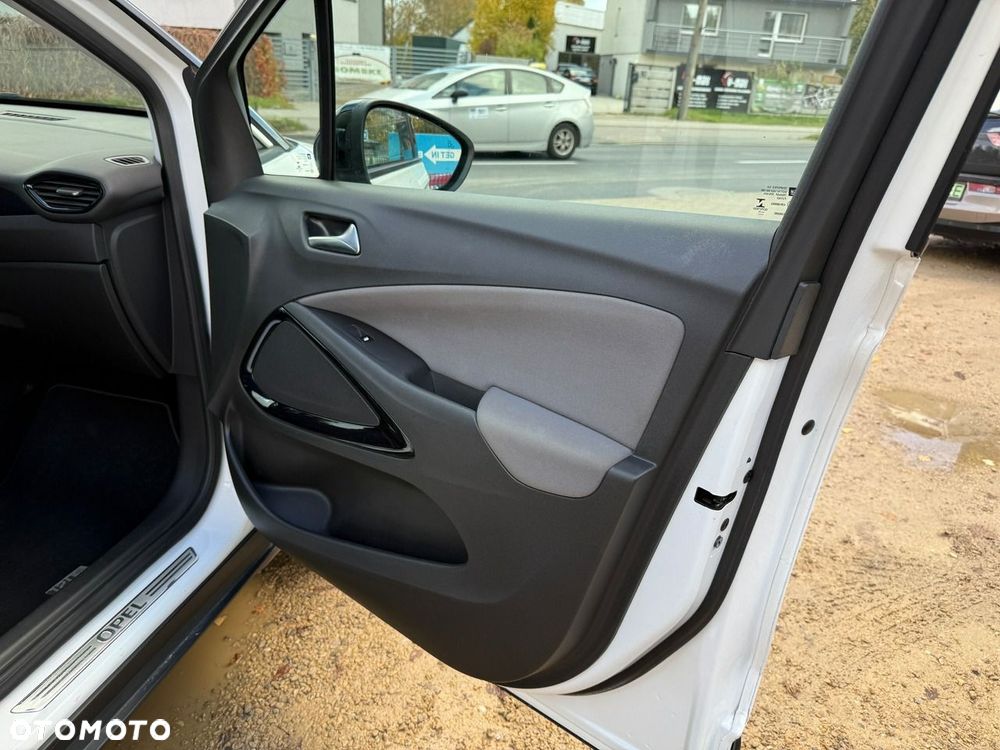 Opel Crossland X - 10