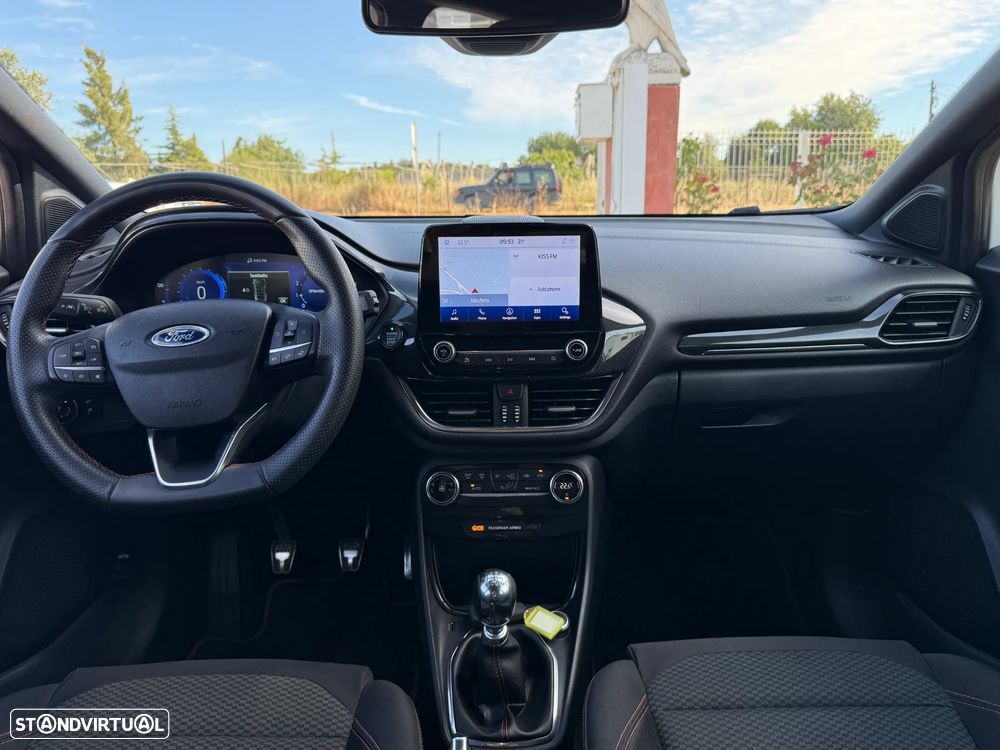 Ford Puma 1.0 EcoBoost Hybrid ST-LINE - 24