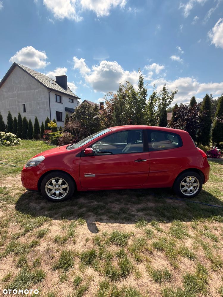 Renault Clio - 7