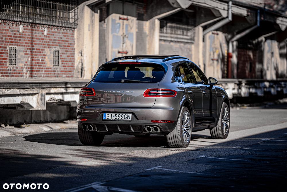Porsche Macan S - 5