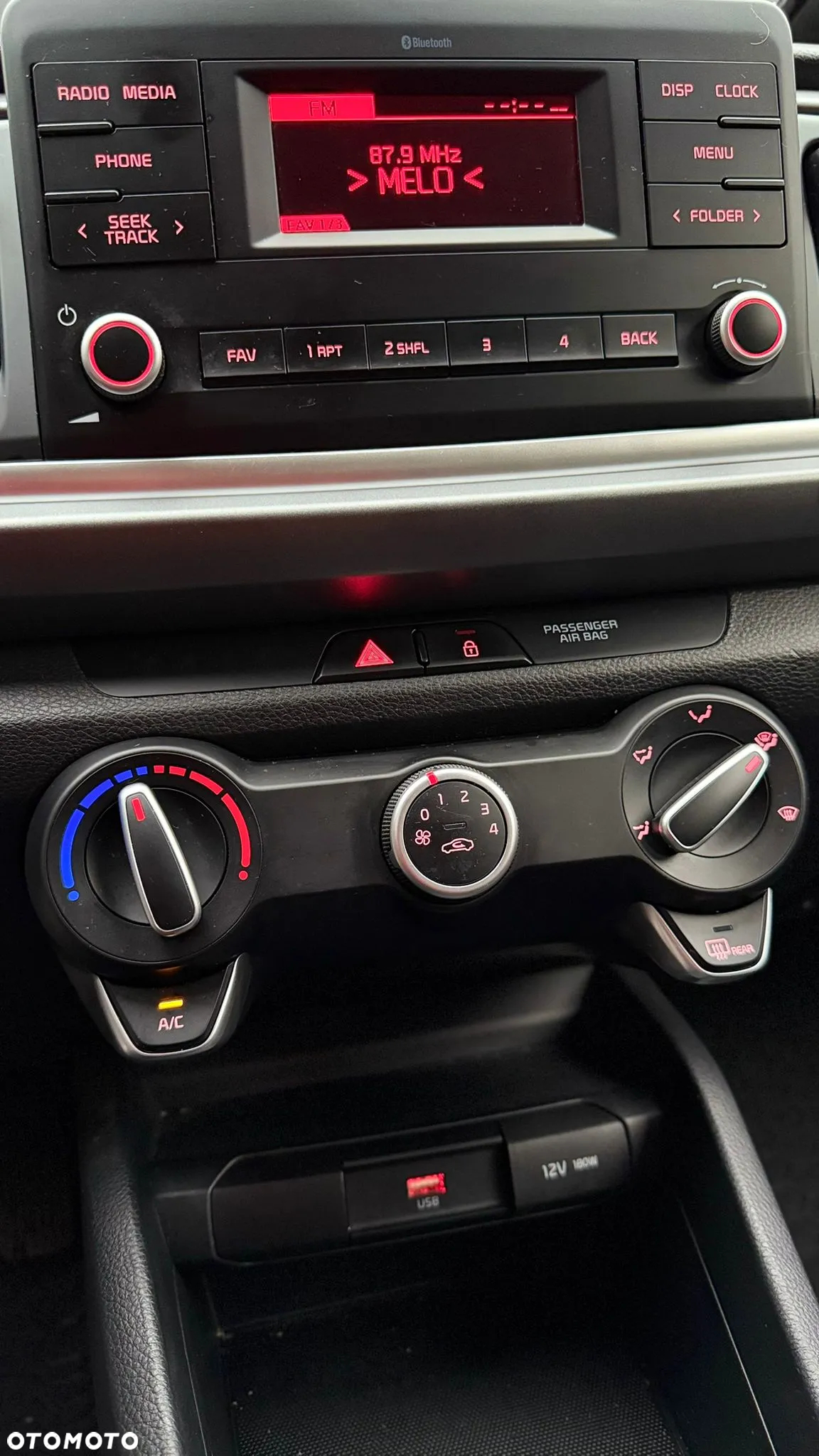 Kia Rio - 17
