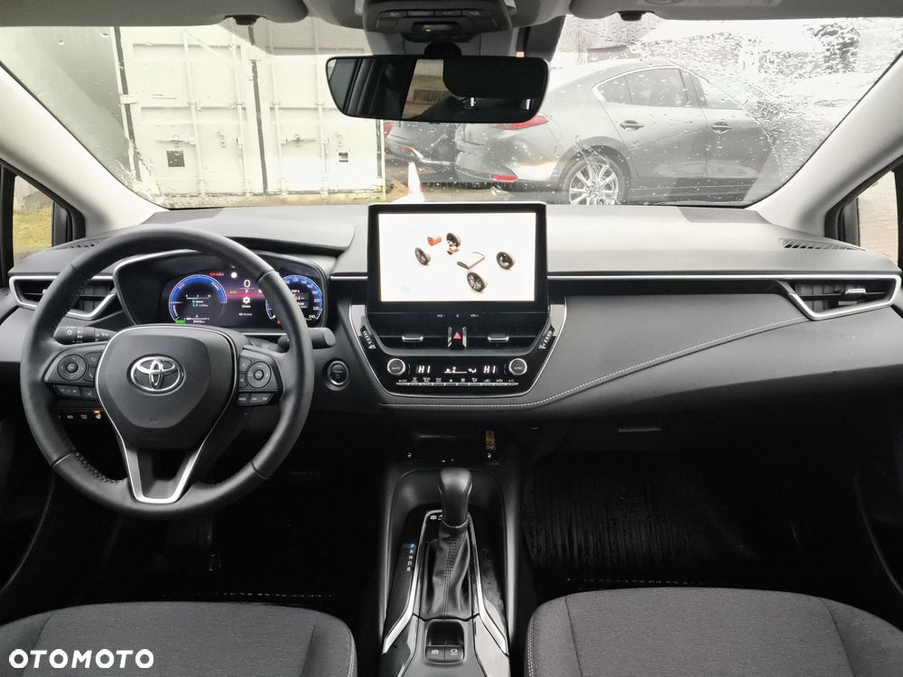 Toyota Corolla 1.8 Hybrid Style - 24