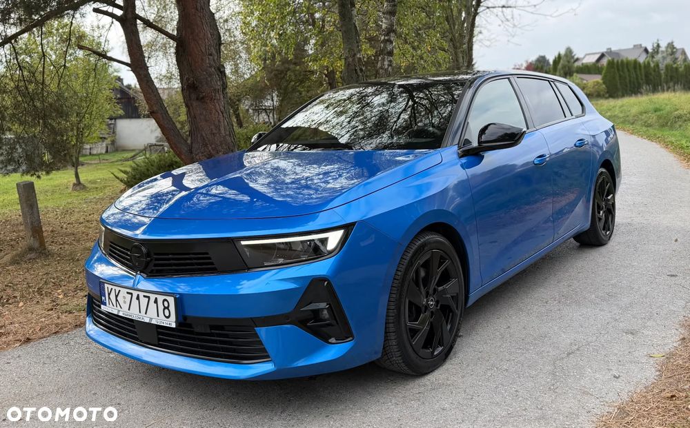 Opel Astra 2023 photo 2