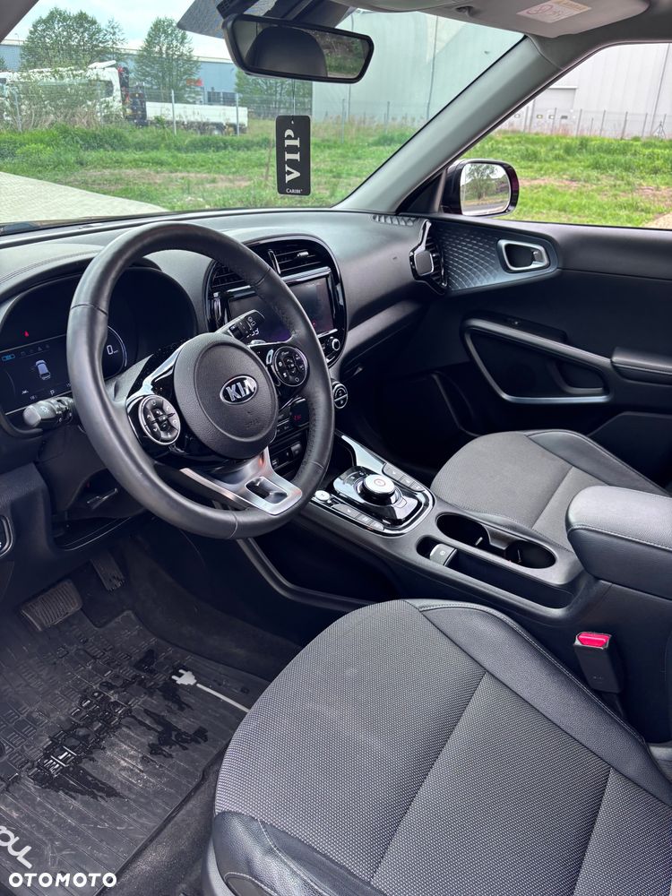 Kia Soul 64kWh XL - 19