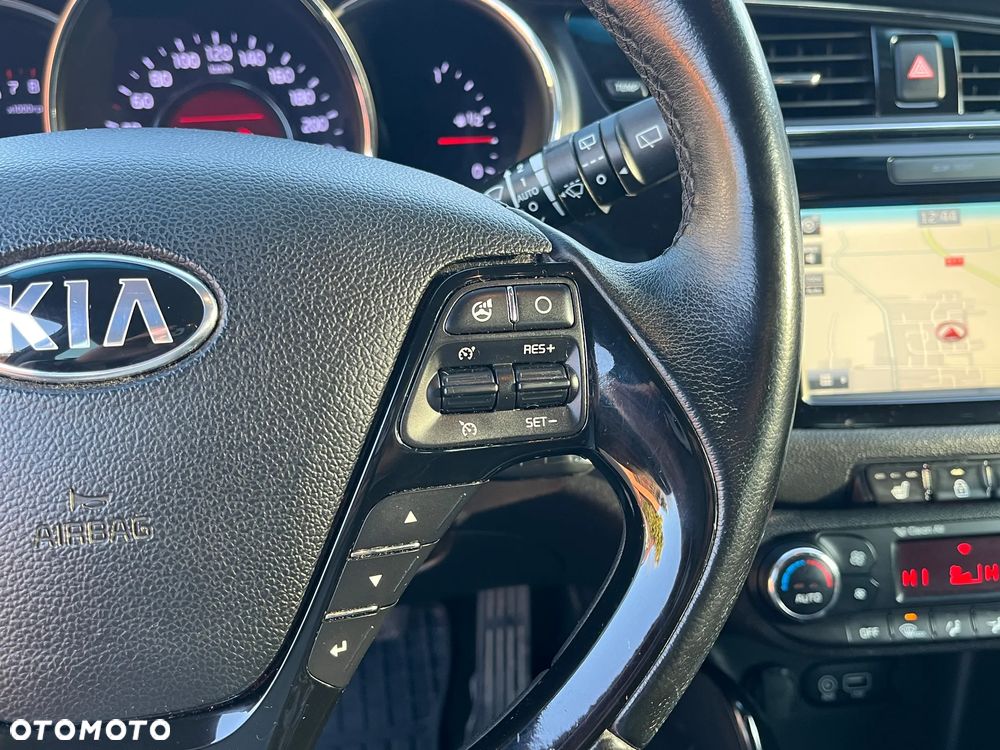 Kia Ceed 1.6 GDI L Business Line - 26