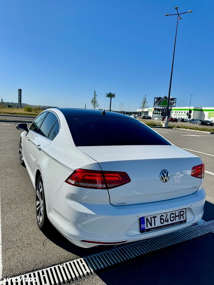 Volkswagen Passat 2.0 TDI DSG Comfortline - 6