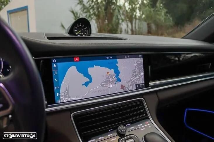 Porsche Panamera 4 E-Hybrid - 6