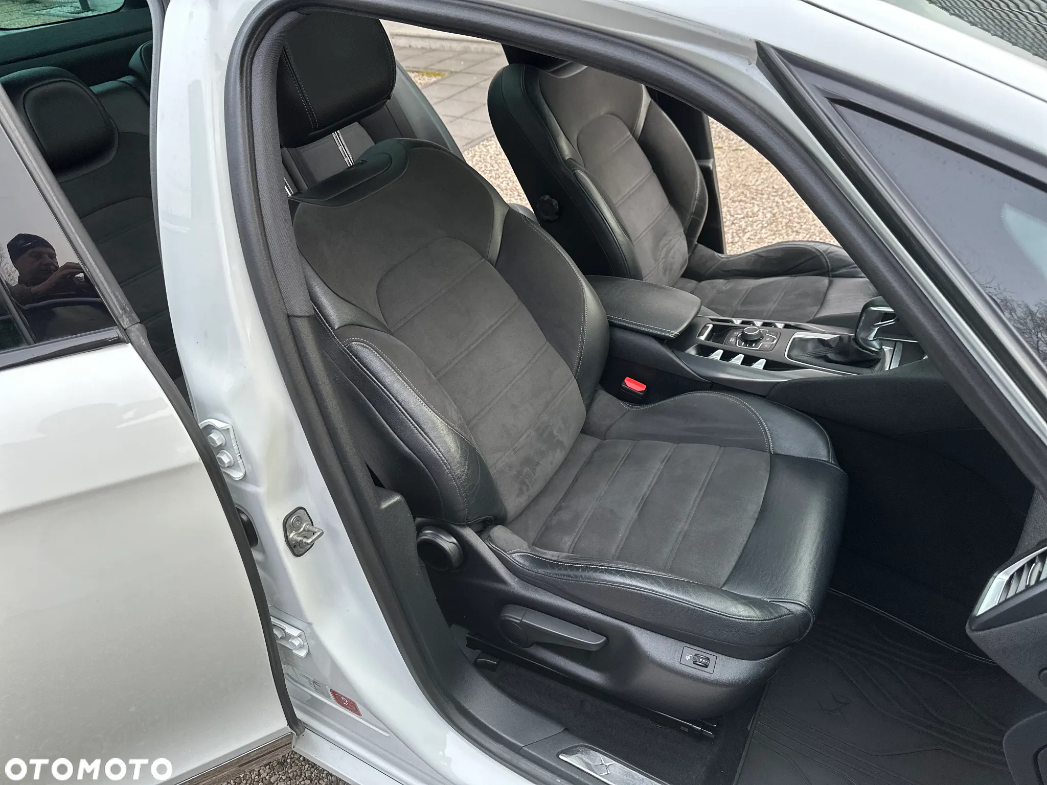 Citroën DS5 2.0 BlueHDi SoChic - 23