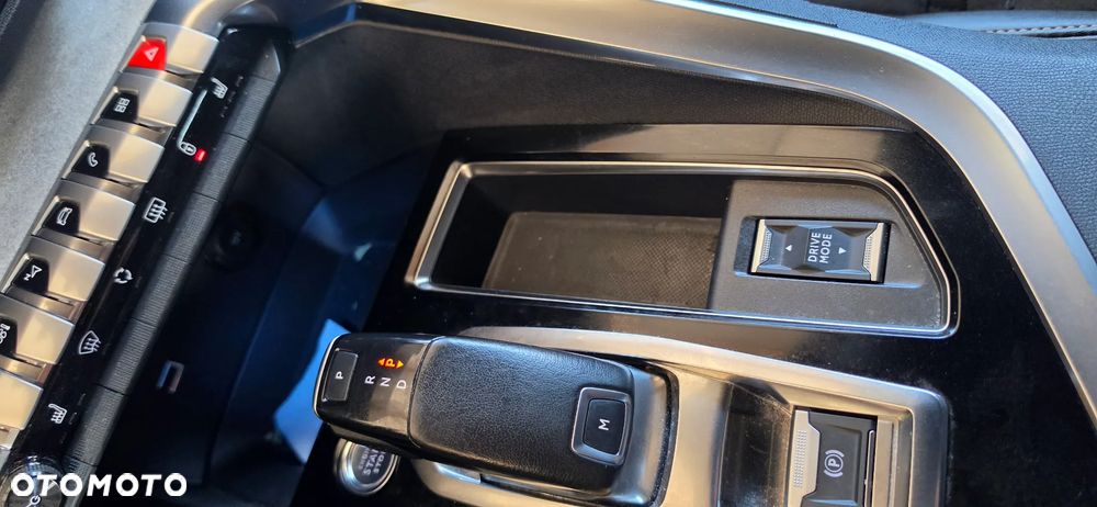 Peugeot 5008 2.0 BlueHDi GT S&S EAT8 - 31