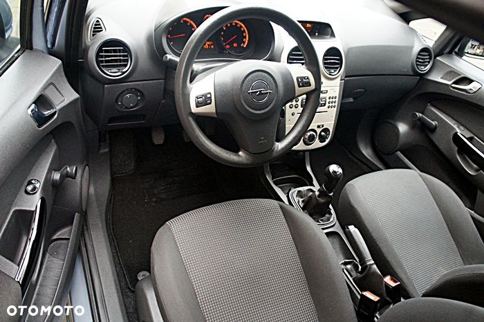 Opel Corsa 1.0 12V Selection 110 Jahre - 4