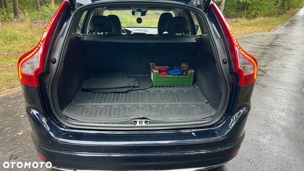 Volvo XC 60 D4 Momentum - 12