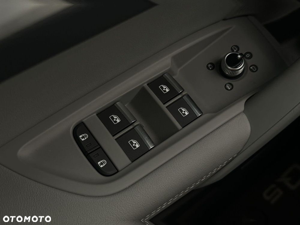 Audi Q5 Sportback - 24
