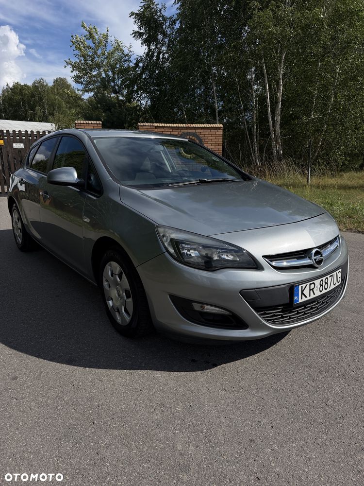 Opel Astra - 1