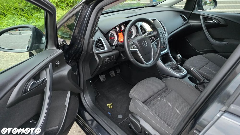 Opel Astra - 9
