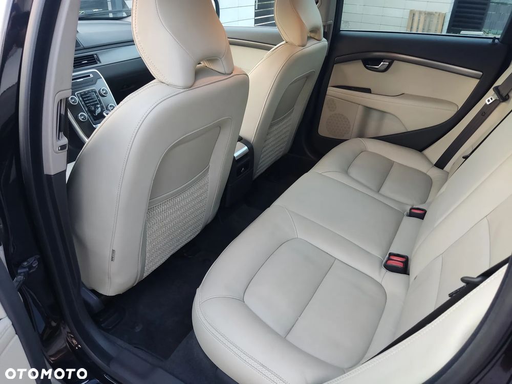 Volvo XC 70 D4 AWD Geartronic Kinetic - 10