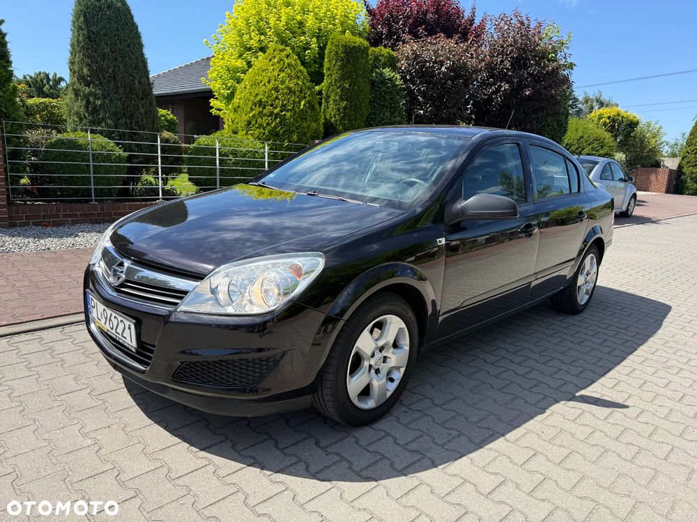 Opel Astra 1.6 Enjoy - 10