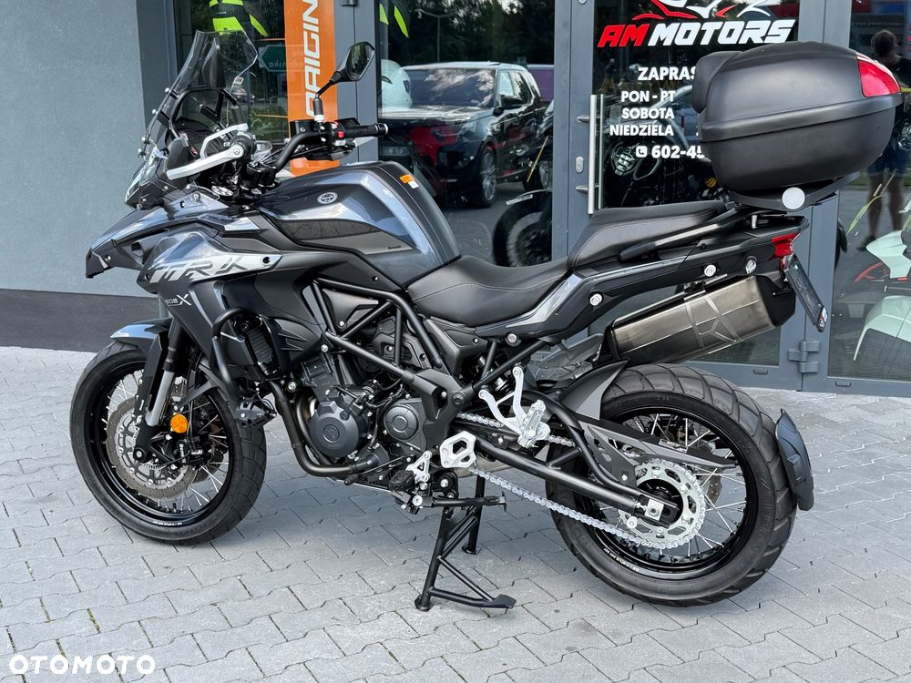 Benelli TRK 502X - 28