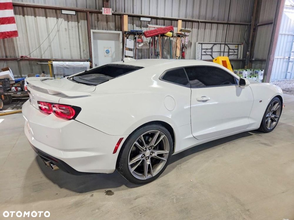 Chevrolet Camaro - 4