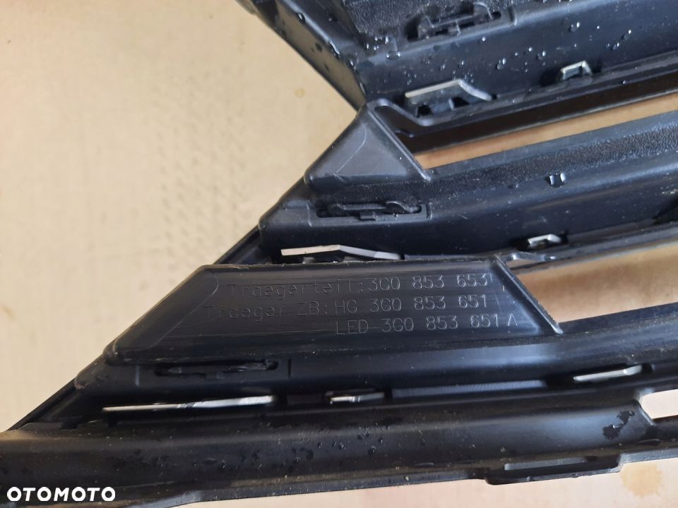 GRILL ATRAPA CHROM 3G0853653D PASSAT B8 - 8