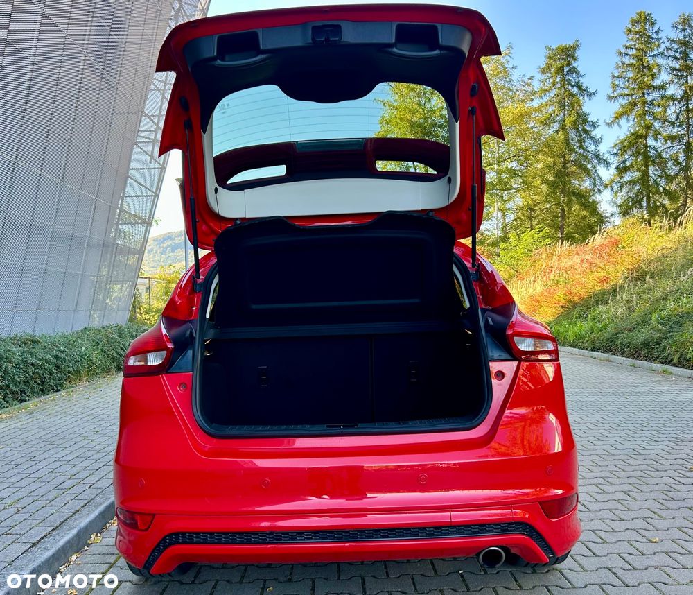 Ford Focus - 26