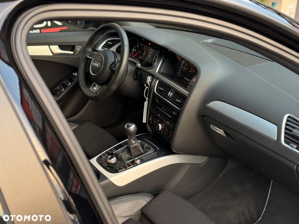 Audi A4 Avant 2.0 TDI DPF S line Sportpaket - 39