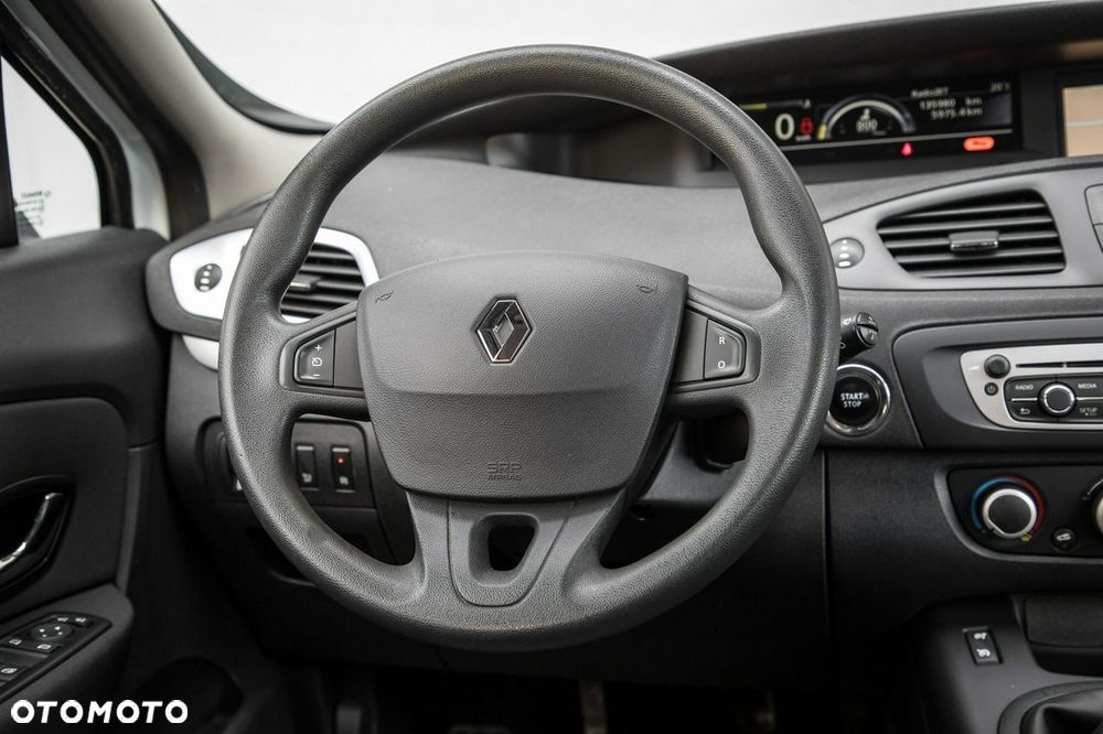 Renault Grand Scenic - 26
