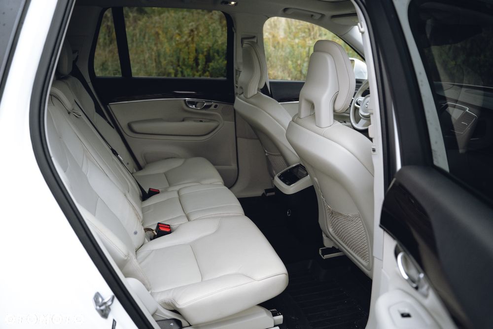 Volvo XC 90 - 15