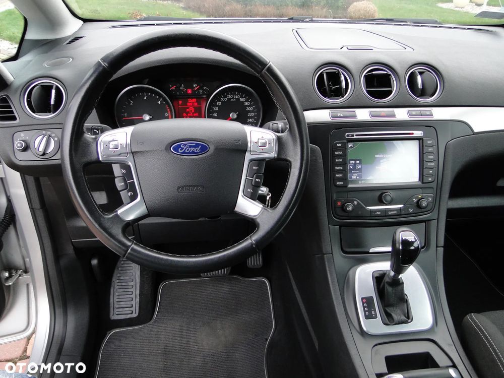 Ford S-Max 2.0 TDCi DPF Titanium - 18