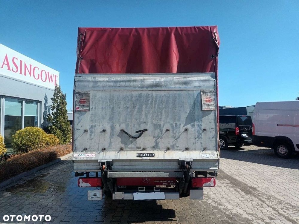 Mercedes-Benz Sprinter - 4