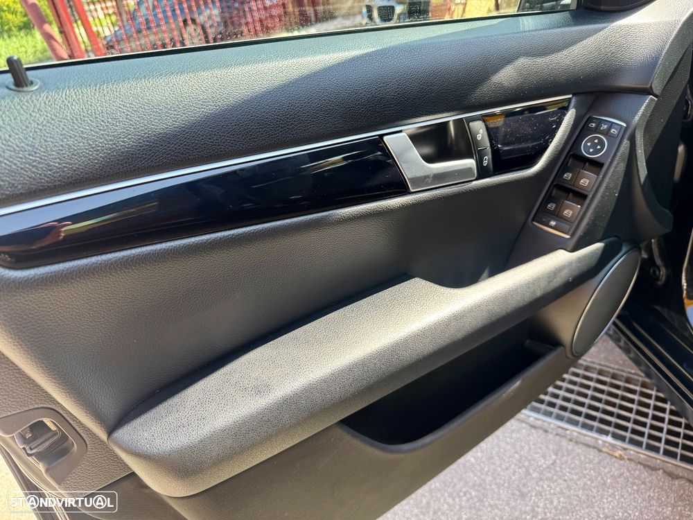 Mercedes-Benz C 220 CDI Executive BlueEfficiency Aut. - 8