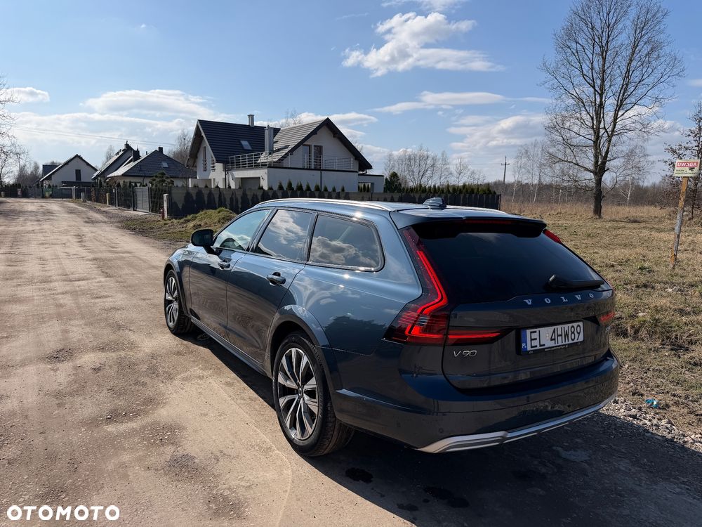 Volvo V90 Cross Country B5 D AWD Ultimate - 3