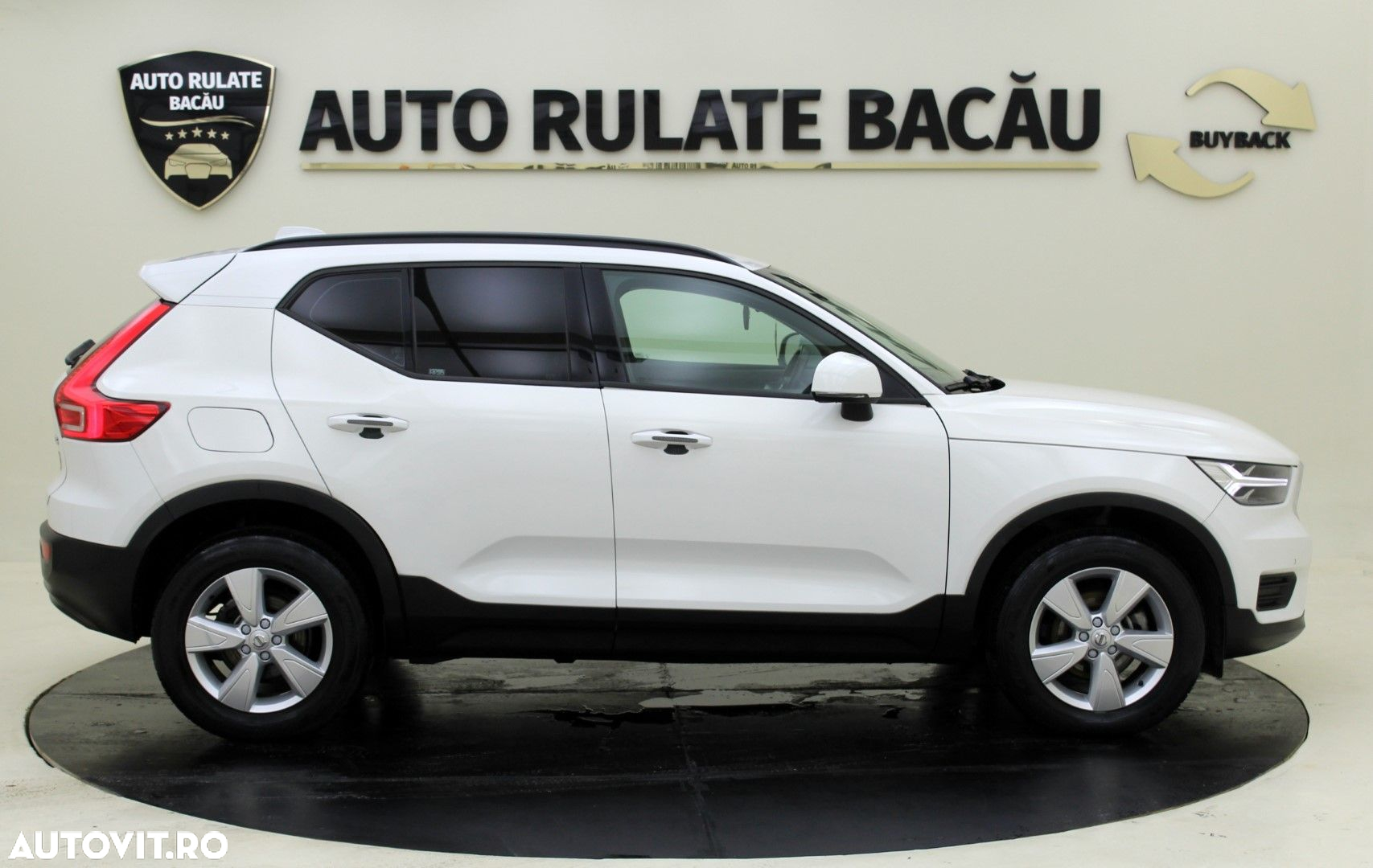 Volvo XC 40 - 4