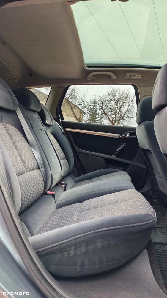 Peugeot 407 1.6 HDI Premium - 31