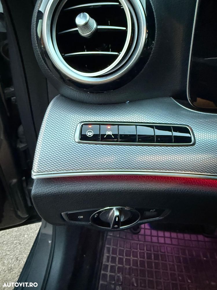 Mercedes-Benz E 300 T-Modell Aut - 10