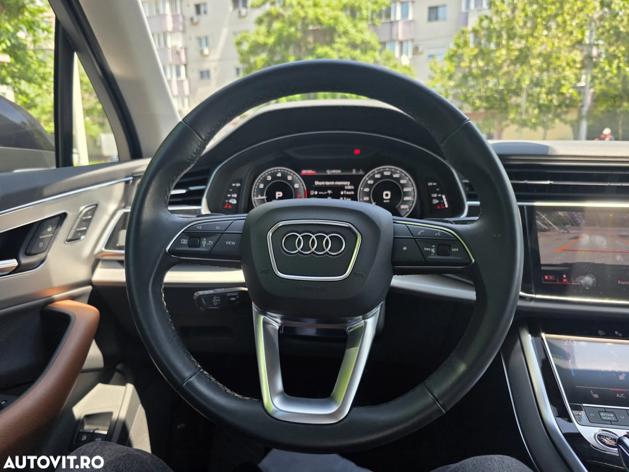 Audi Q7 55 TFSI e quattro Tiptronic PHEV Basic - 13