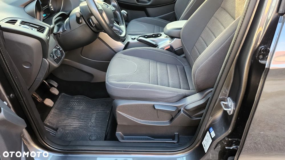 Ford Kuga - 5