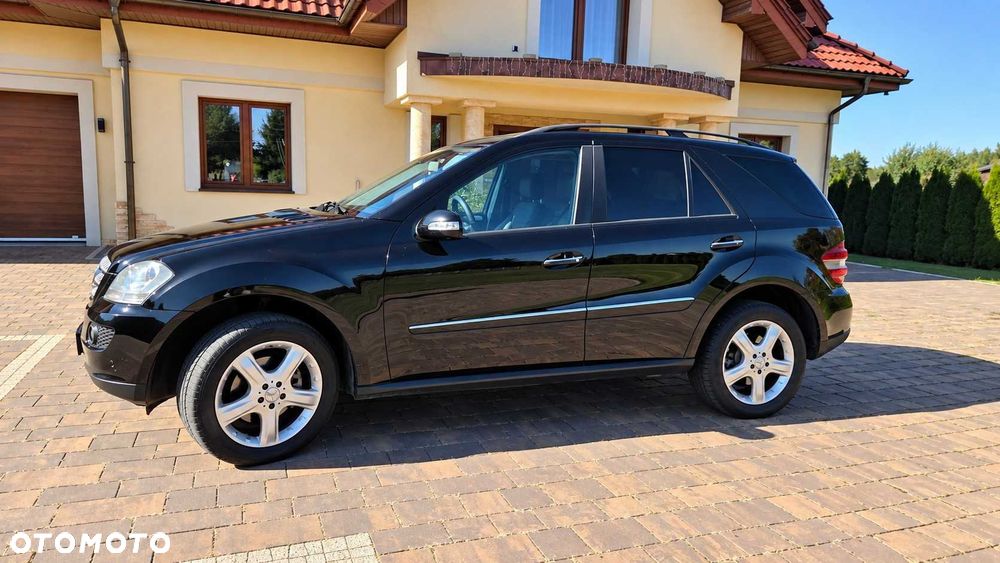 Mercedes-Benz ML - 2