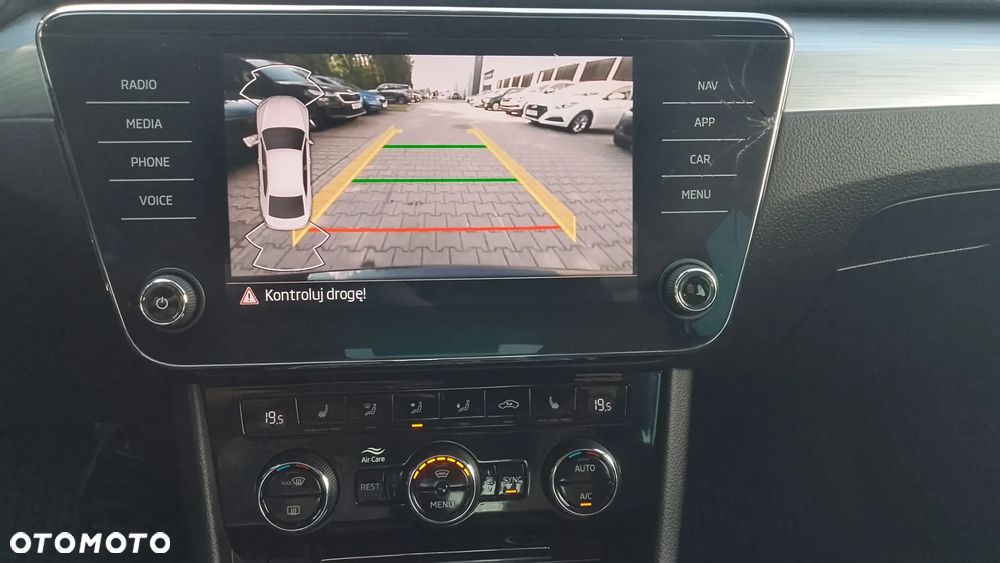 Skoda Superb 2.0 TSI Ambition DSG - 15