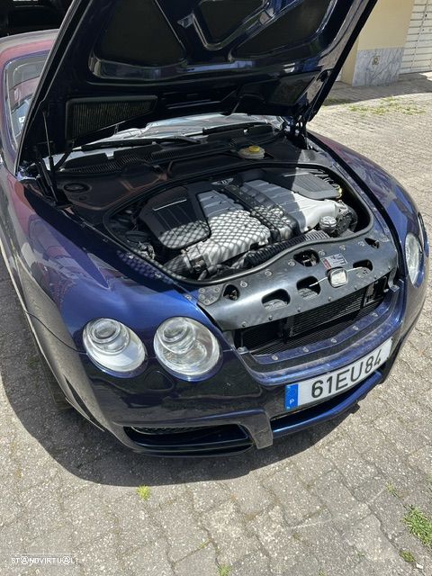 Bentley Continental GT - 15