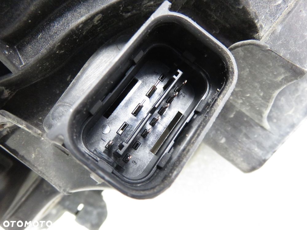 LAMPA PRAWA PRZEDNIA BMW E87 LIFT 63127249650 - 2