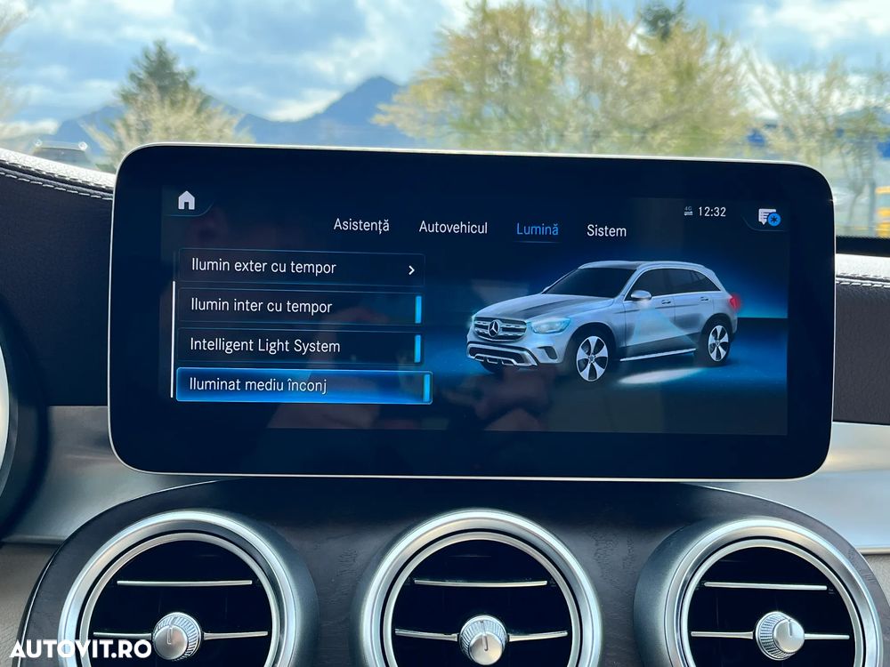 Mercedes-Benz GLC 220 d 4MATIC - 30