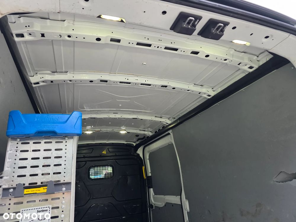 Ford Transit - 29